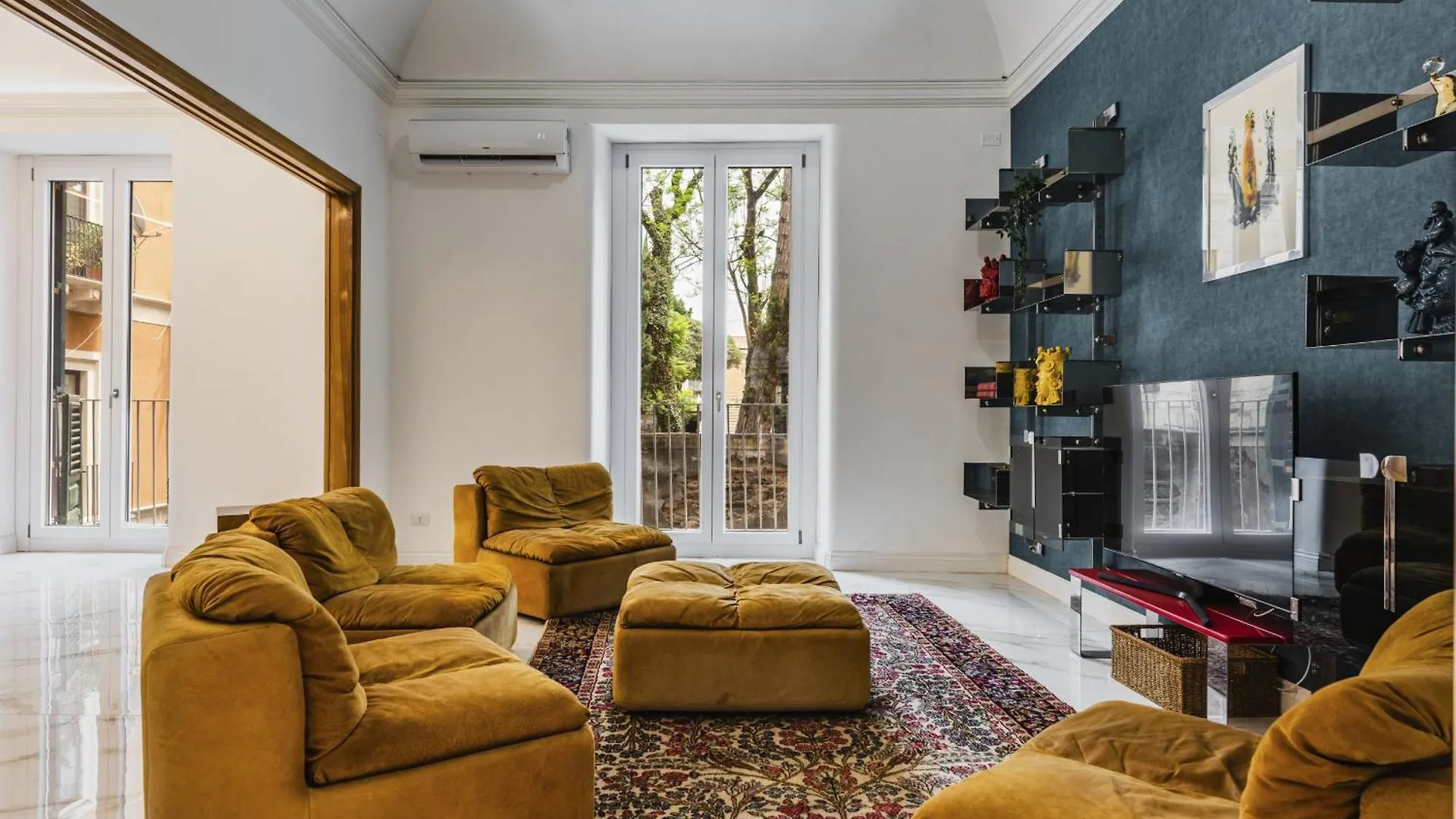 Upscale Urban Apartment By Wonderful Italy Catania
